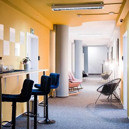 Kapsuly Aparthostel Varşova