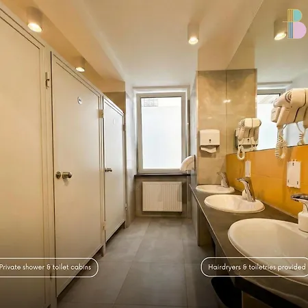 Хостел Kapsuly Aparthostel Варшава